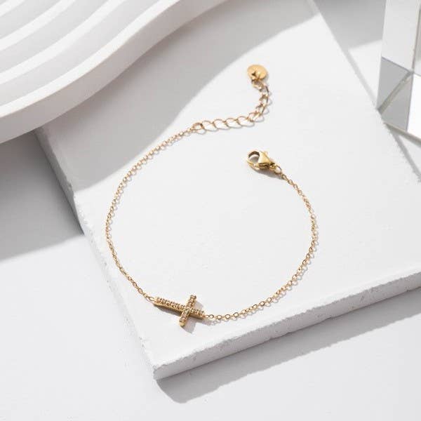 18K STAINLESS STEEL TARNISH FREE CROSS BRACELET | 40B5201: Silver