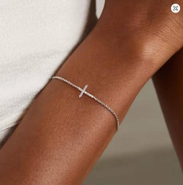 18K STAINLESS STEEL TARNISH FREE CROSS BRACELET | 40B5201: Silver