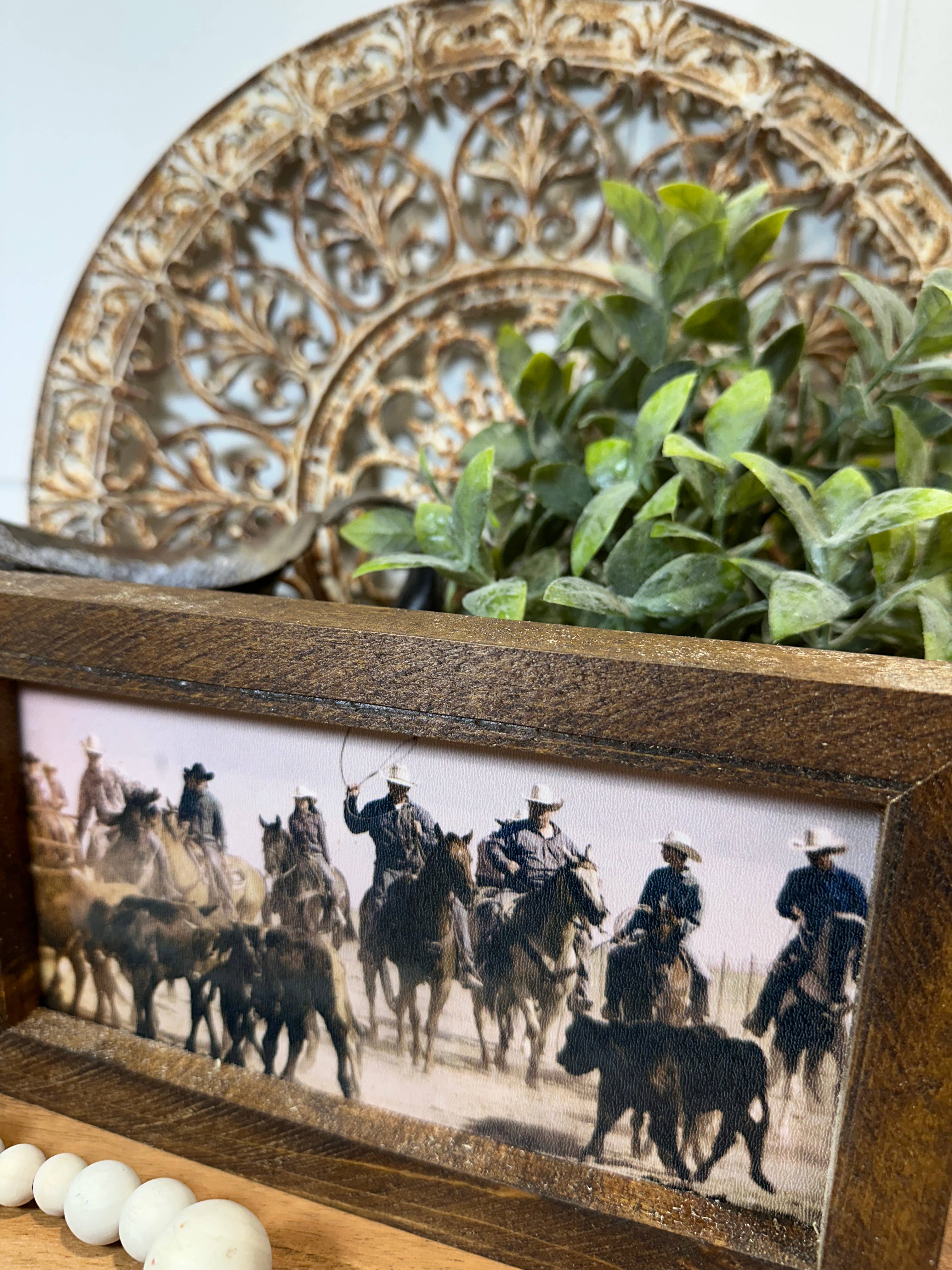 Western roundup,  Cattle drive, Cowboys