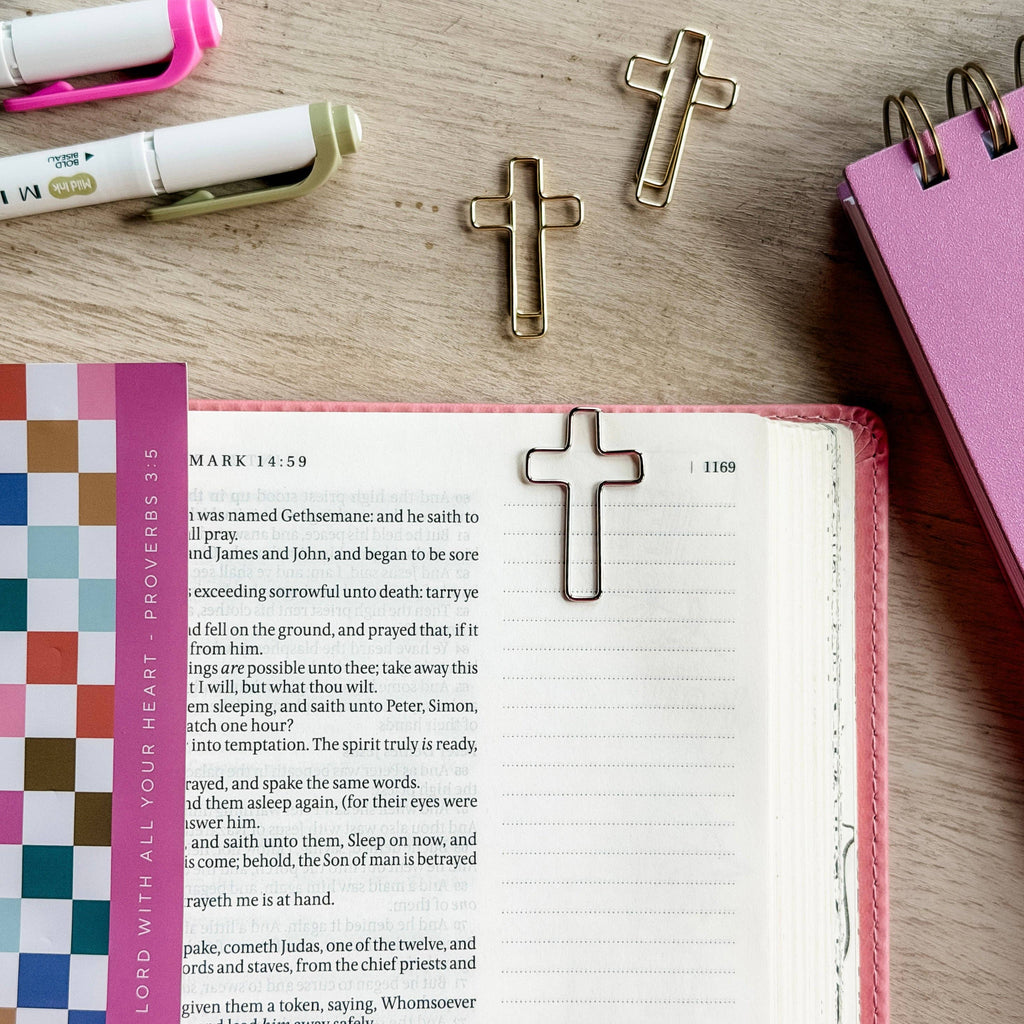 Bookmark + Cross Paper Clips: Proverbs 3:5