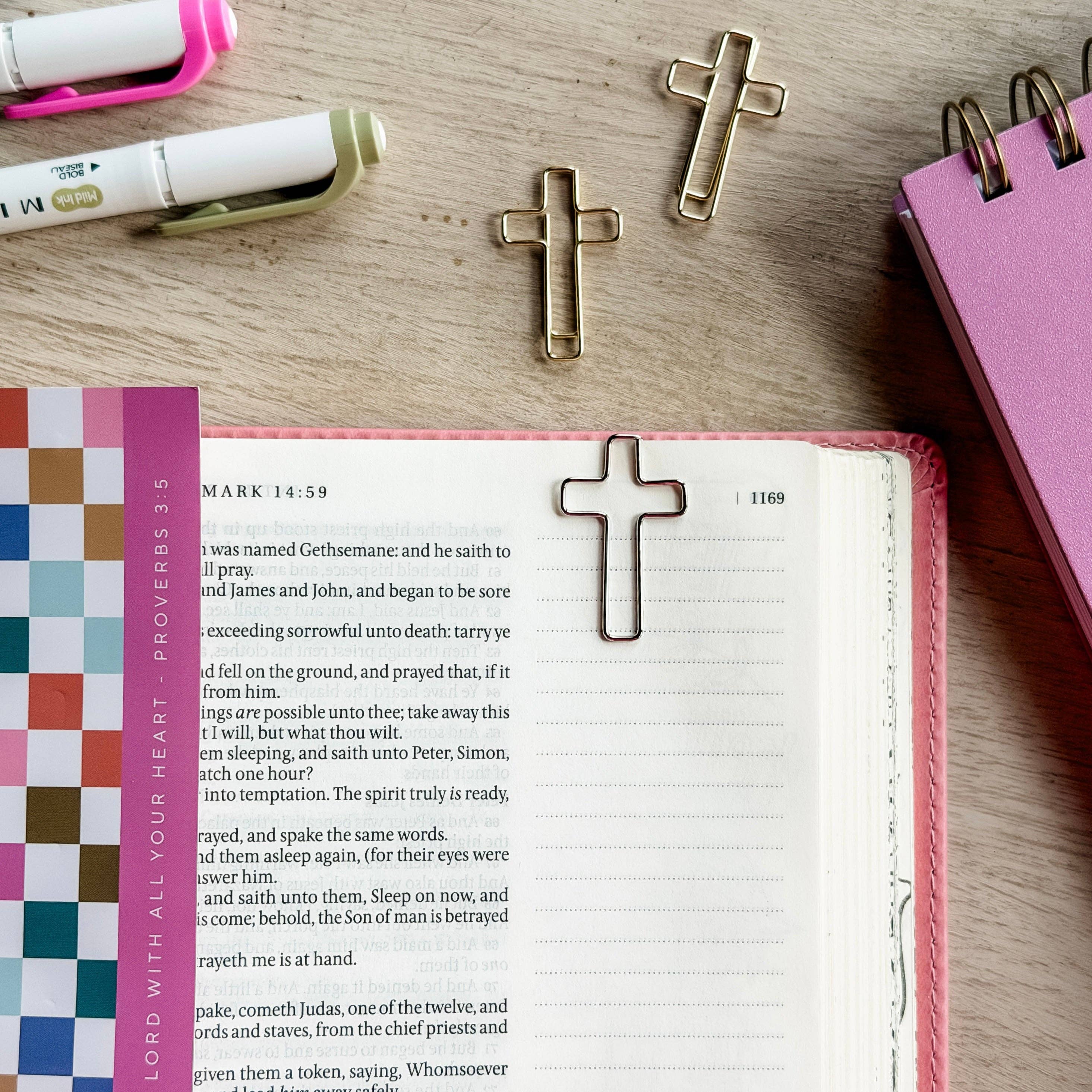 Bookmark + Cross Paper Clips: Proverbs 3:5