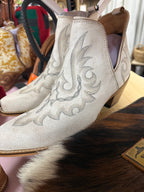 Myra Boots
