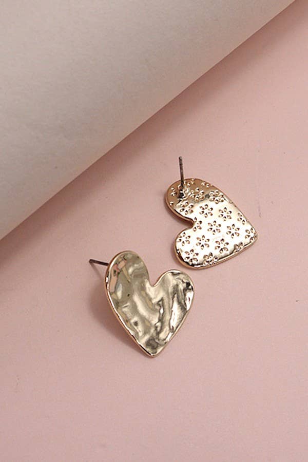 HAMMERED HEART EARRINGS
