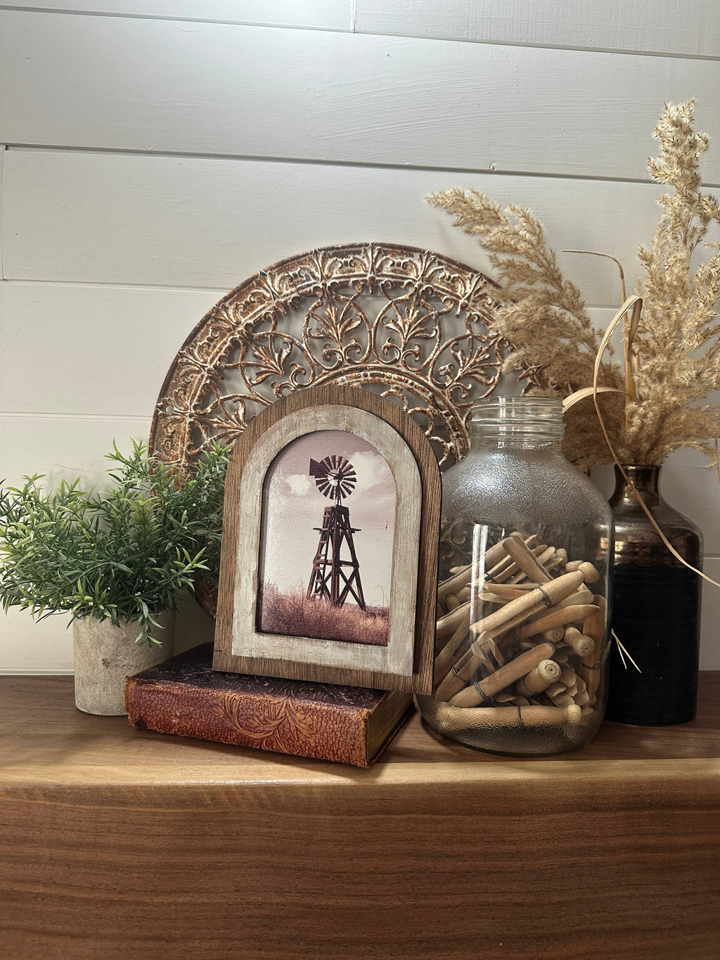 Arched frame Windmill on the Prairie
: Large