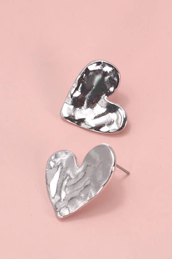 HAMMERED HEART EARRINGS