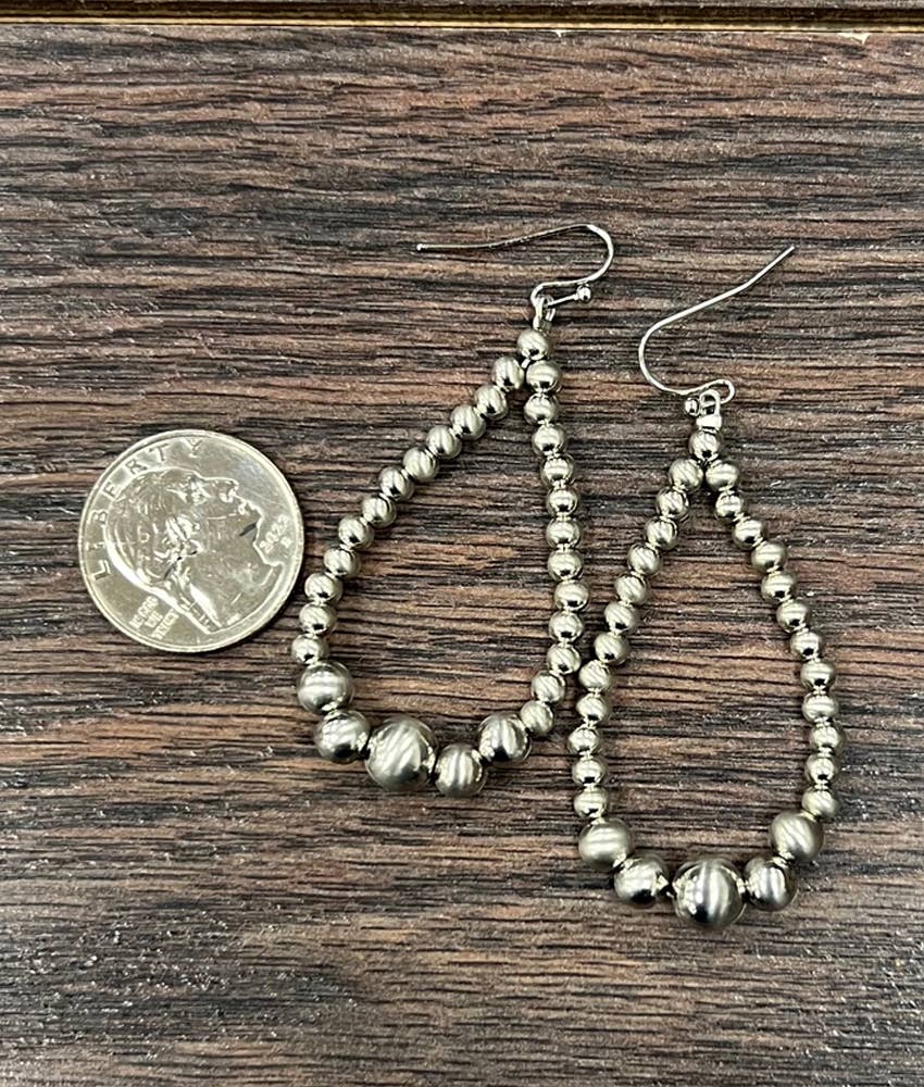 725039, Handmade Graduated Silver Navajo Bead Earrings