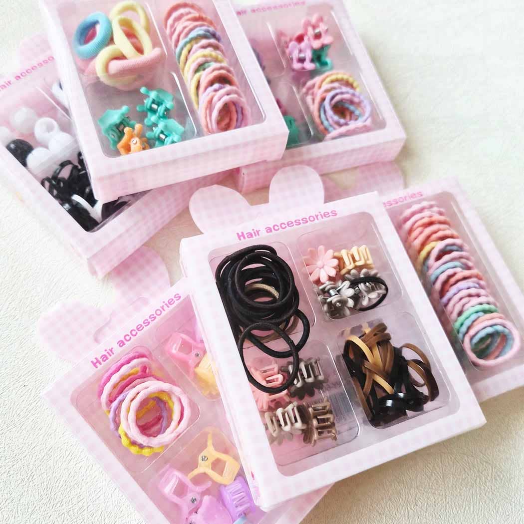 Cute Packaging Set of Hair Ties and Clips: ASSORTED COLOR / ONE SIZE
