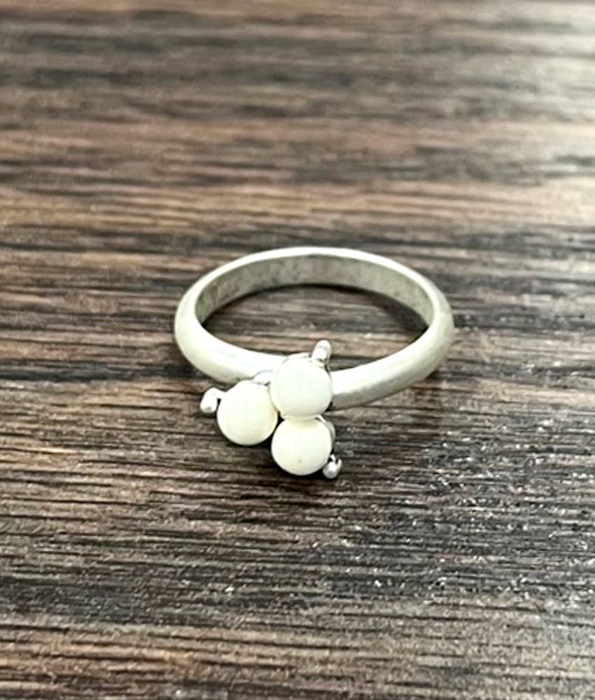 750448, 4mm White Turquoise Adjustable Ring