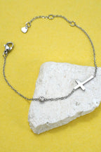 18K STAINLESS STEEL TARNISH FREE CROSS BRACELET | 40B5149: Gold